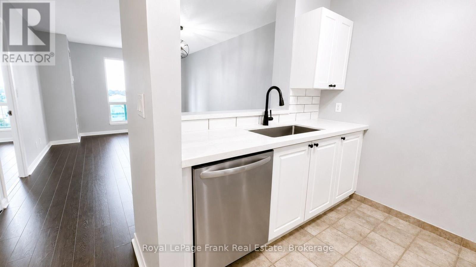 1002 - 1 Lee Centre Drive, Toronto, Ontario  M1H 3J2 - Photo 15 - E13618558