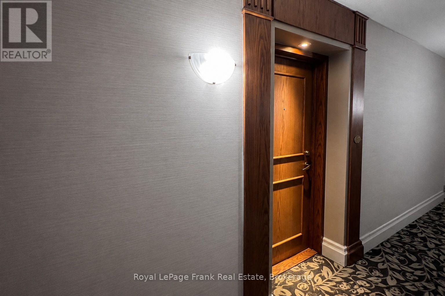 1002 - 1 Lee Centre Drive, Toronto, Ontario  M1H 3J2 - Photo 5 - E13618558
