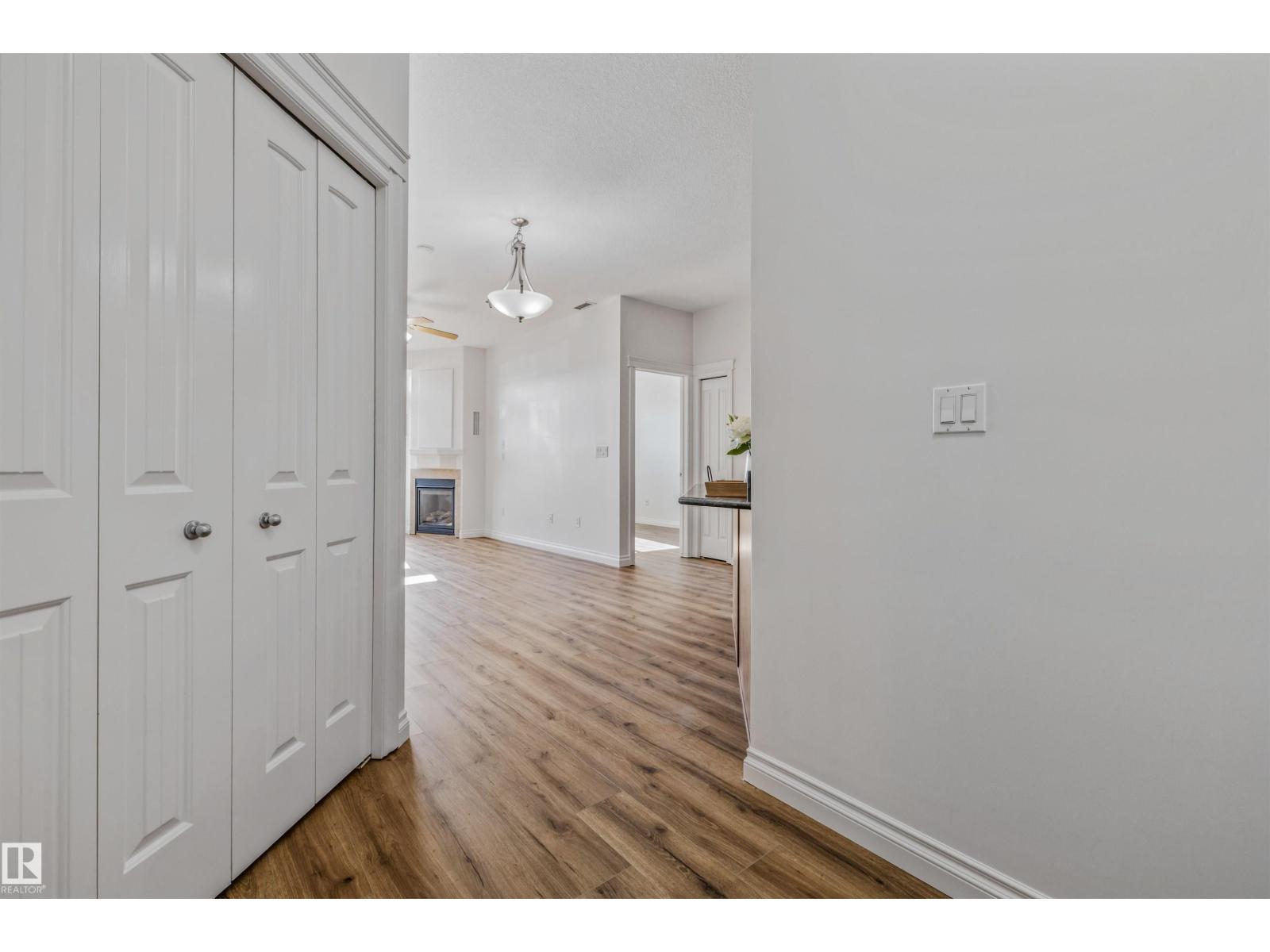 #110 5211 50 St, Stony Plain, Alberta  T7Z 0C1 - Photo 4 - E4499999