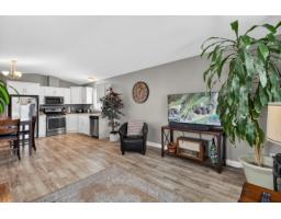 17 24330 FRASER HIGHWAY, Langley, British Columbia