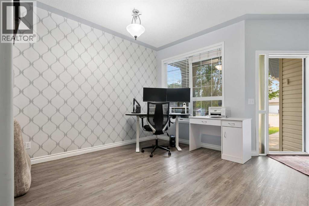 210 Highwood Village Place Nw, High River, Alberta  T1V 1N3 - Photo 4 - A2332168