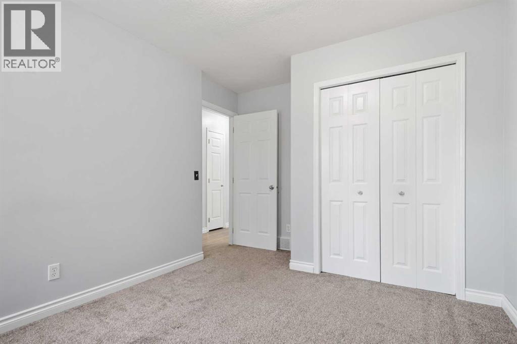 210 Highwood Village Place Nw, High River, Alberta  T1V 1N3 - Photo 20 - A2332168