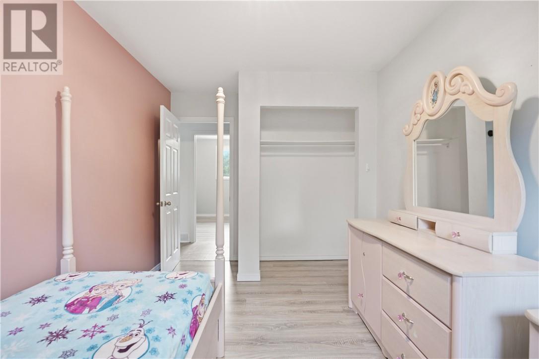 3197 Elm Street, Val Caron, Ontario  P3N 1G1 - Photo 14 - 2129523