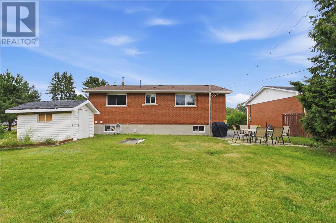 3197 Elm Street, Val Caron, Ontario  P3N 1G1 - Photo 18 - 2129523