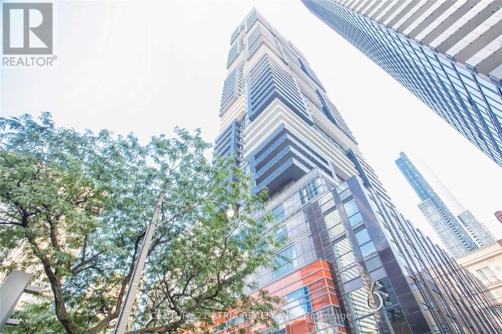 1805 - 7 GRENVILLE STREET, Toronto, Ontario