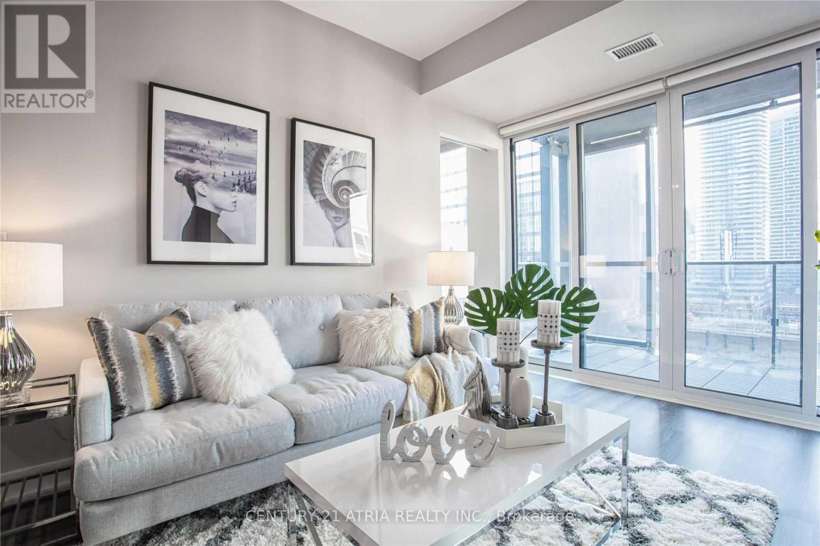 1805 - 7 Grenville Street, Toronto, Ontario  M4Y 1A1 - Photo 11 - C13618394