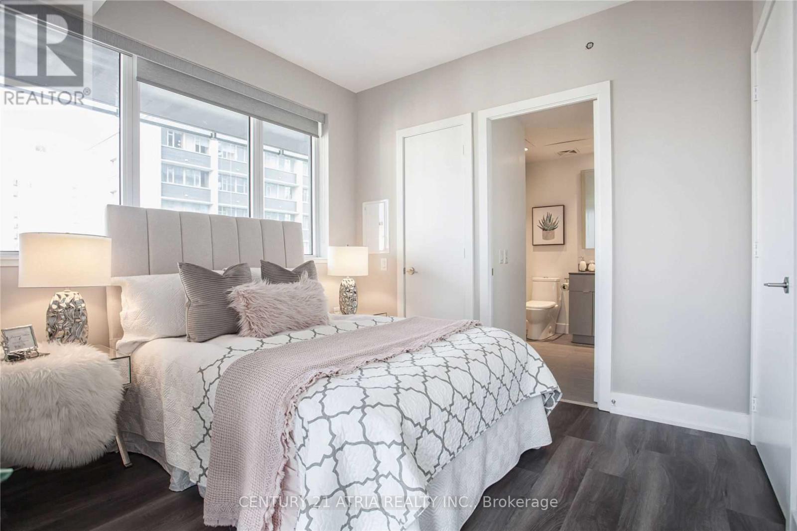 1805 - 7 Grenville Street, Toronto, Ontario  M4Y 1A1 - Photo 14 - C13618394