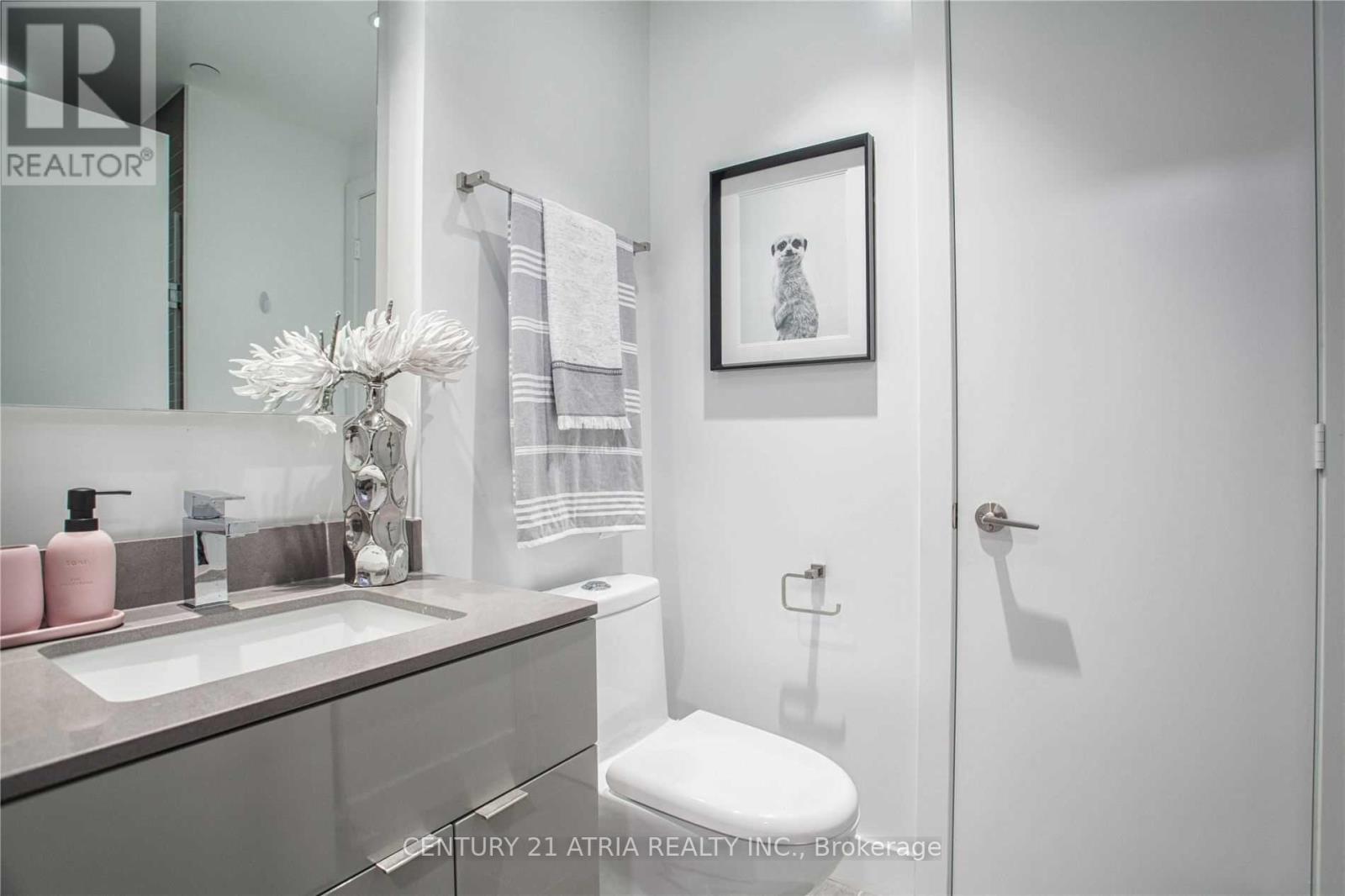 1805 - 7 Grenville Street, Toronto, Ontario  M4Y 1A1 - Photo 19 - C13618394