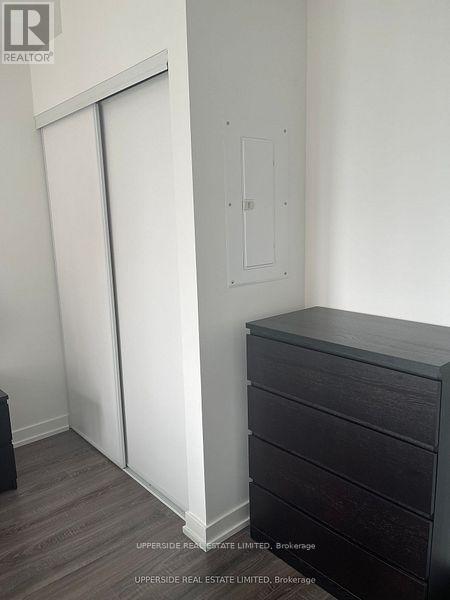 1813 - 20 Edward Street, Toronto, Ontario  M5G 1C9 - Photo 5 - C13618488