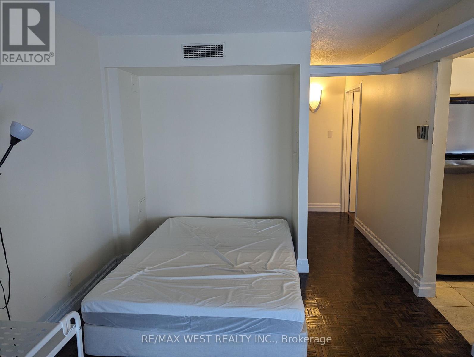 1206 - 914 Yonge Street, Toronto, Ontario  M4W 3C8 - Photo 6 - C13618500