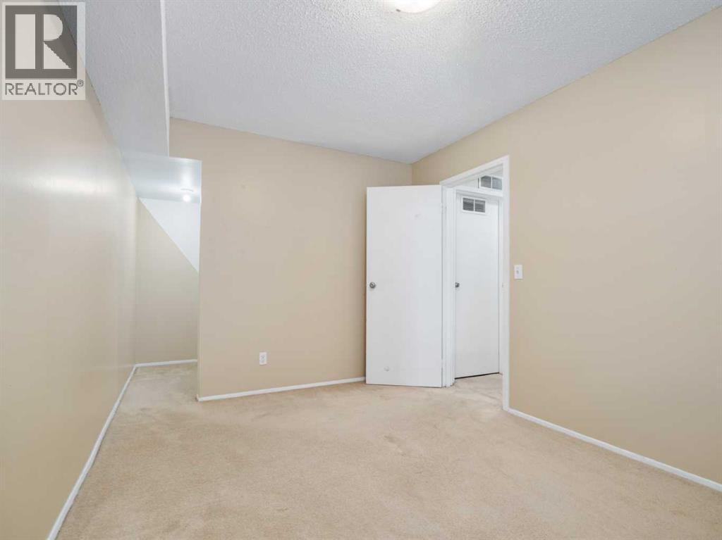 3, 269 Laval Boulevard W, Lethbridge, Alberta  T1K 4E2 - Photo 34 - A2317204
