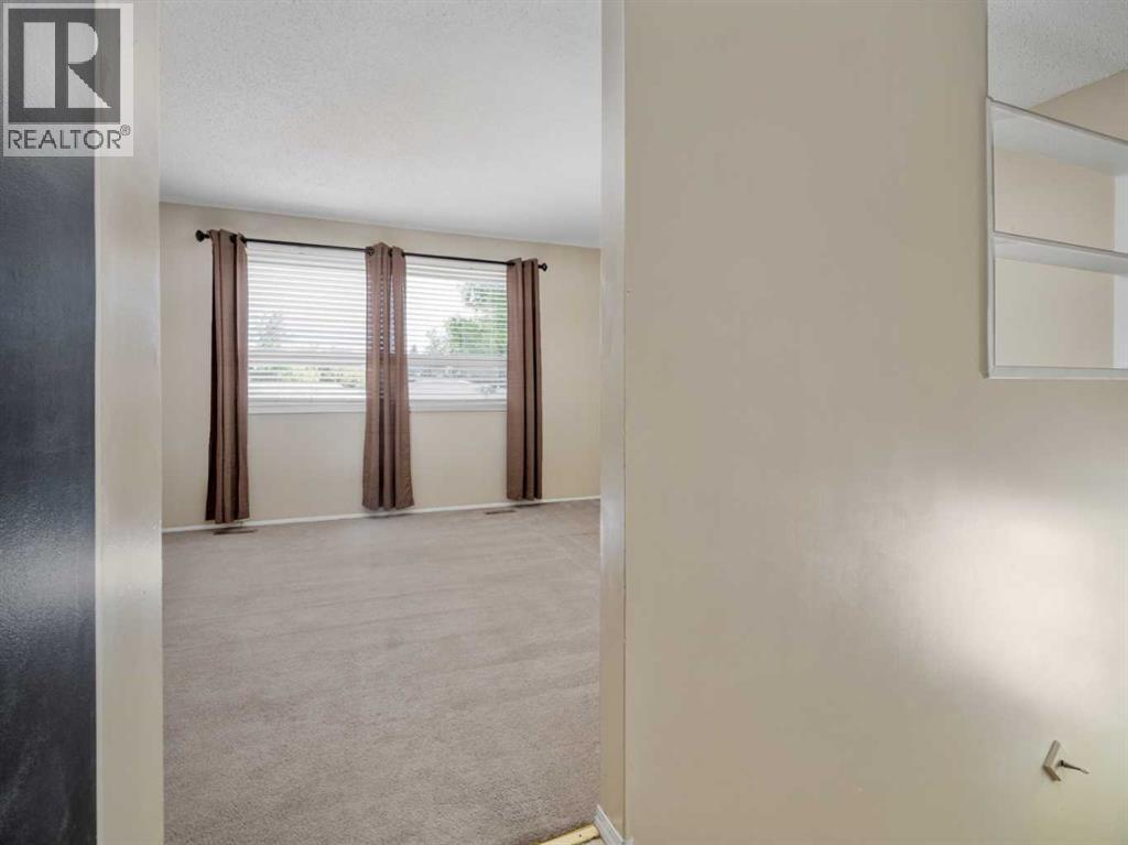 2, 269 Laval Boulevard W, Lethbridge, Alberta  T1K 4E2 - Photo 6 - A2319523