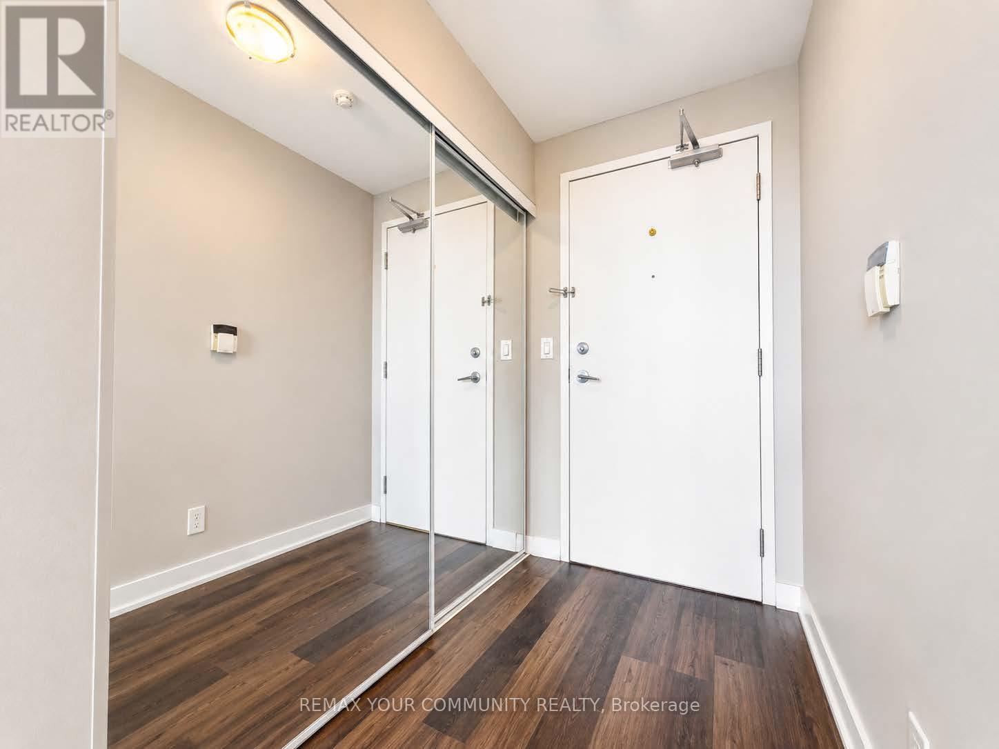 3512 - 38 Lee Centre Drive, Toronto, Ontario  M1H 3J7 - Photo 2 - E13618486