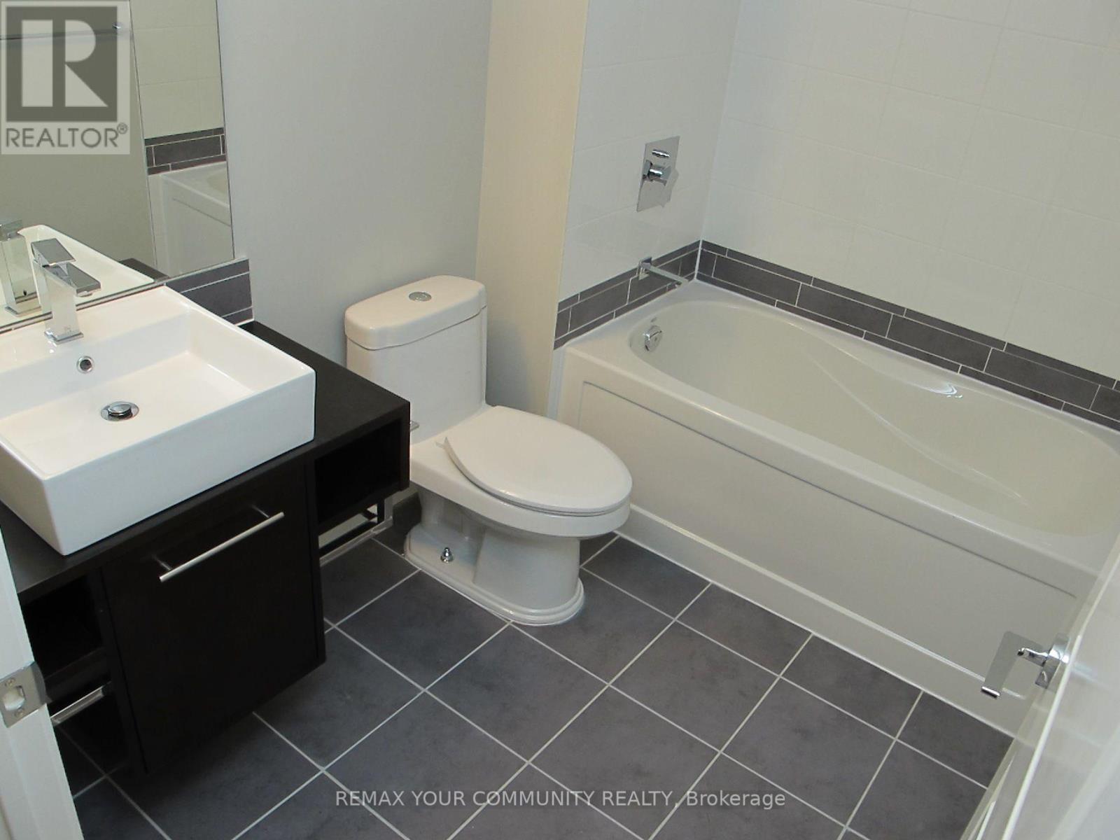 2001 - 25 Town Centre Court, Toronto, Ontario  M1P 0B4 - Photo 18 - E13618556