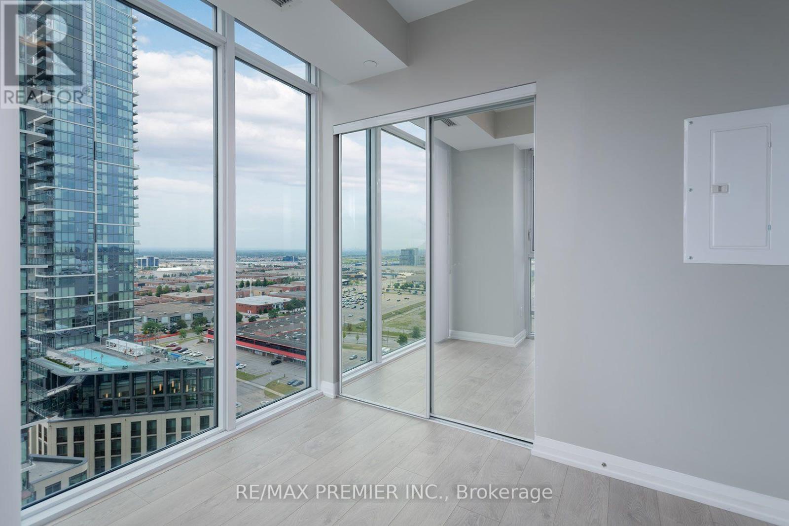 1906 - 7895 Jane Street, Vaughan, Ontario  L4K 2M7 - Photo 11 - N13618392