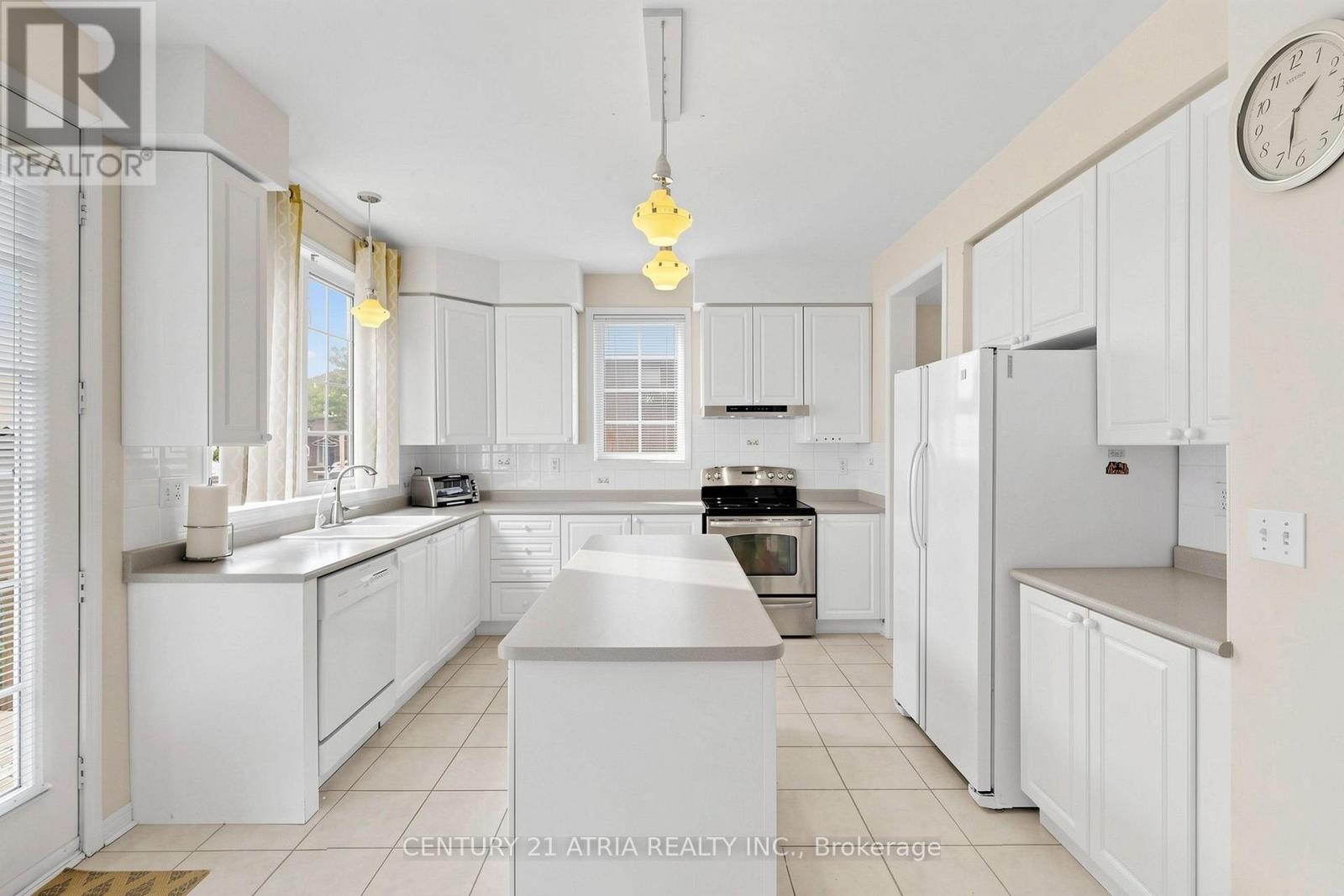 3 King Henry Drive, Markham, Ontario  L6C 2N1 - Photo 10 - N13618530