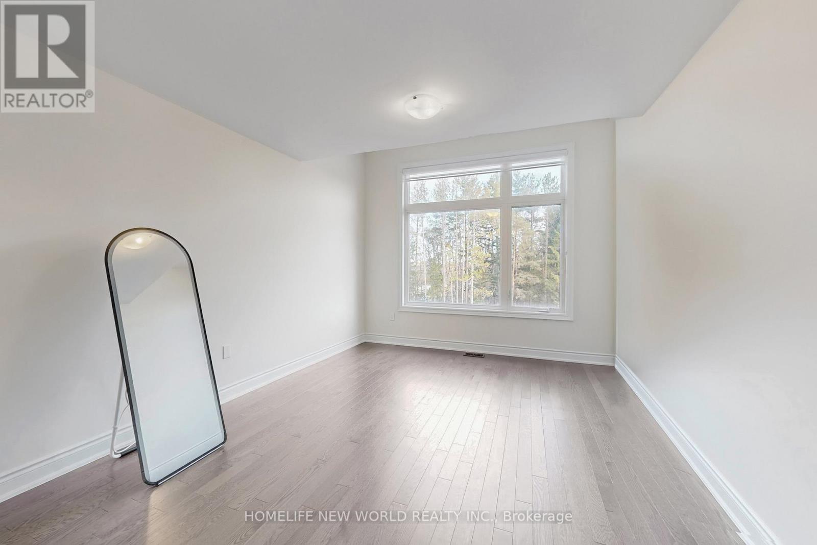 18 Bennington Road, Newmarket, Ontario  L3X 0M8 - Photo 20 - N13618560