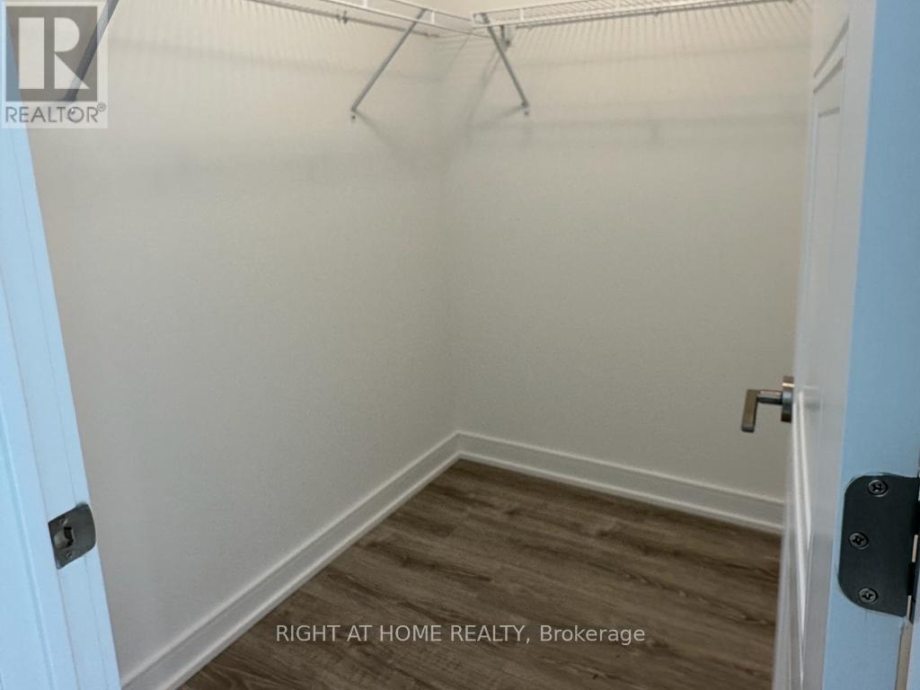 403 - 25 Neighbourhood Lane, Toronto, Ontario  M8Y 0C4 - Photo 15 - W13618492