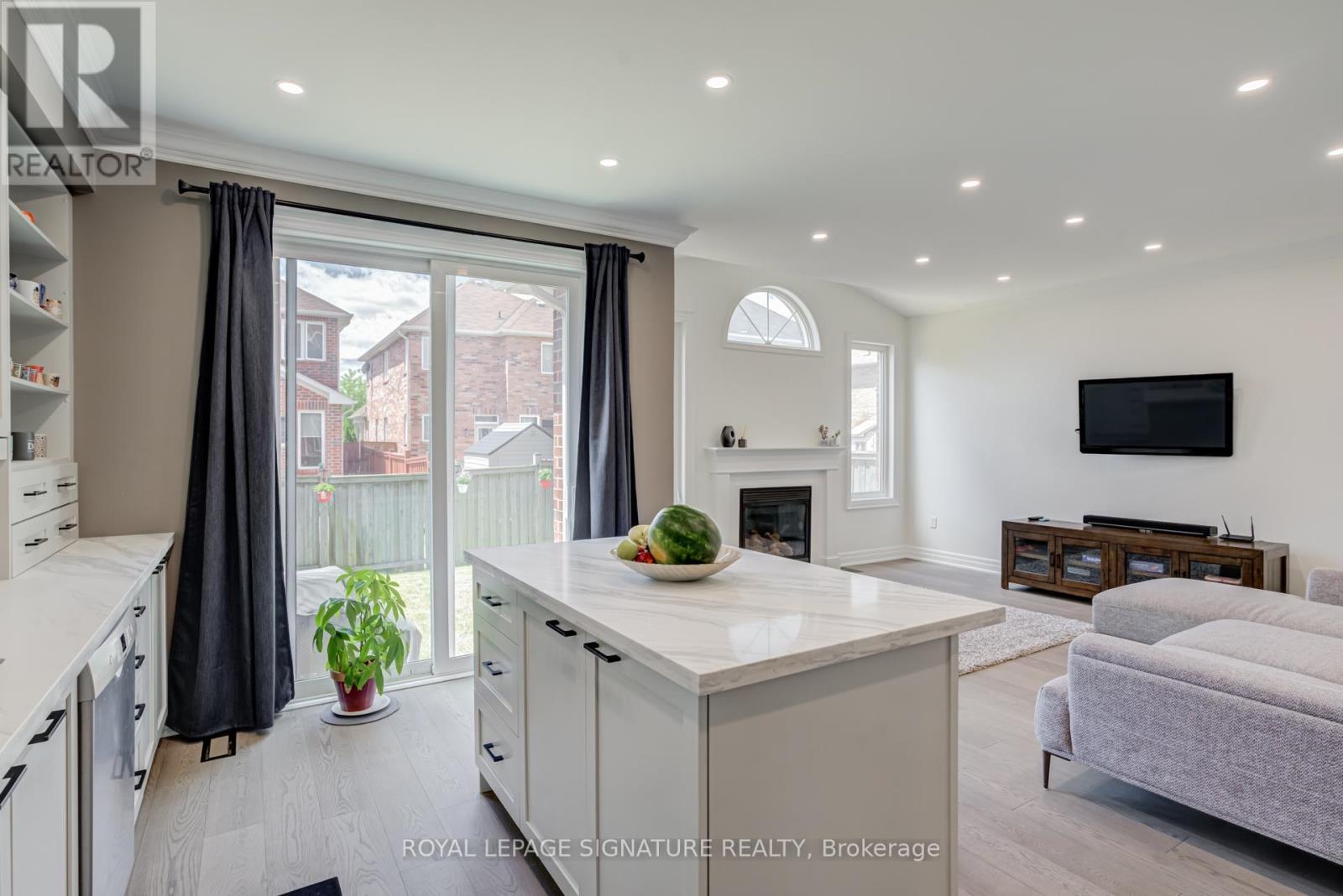 7312 Golden Meadow Court, Mississauga, Ontario  L5W 0B8 - Photo 17 - W13618524