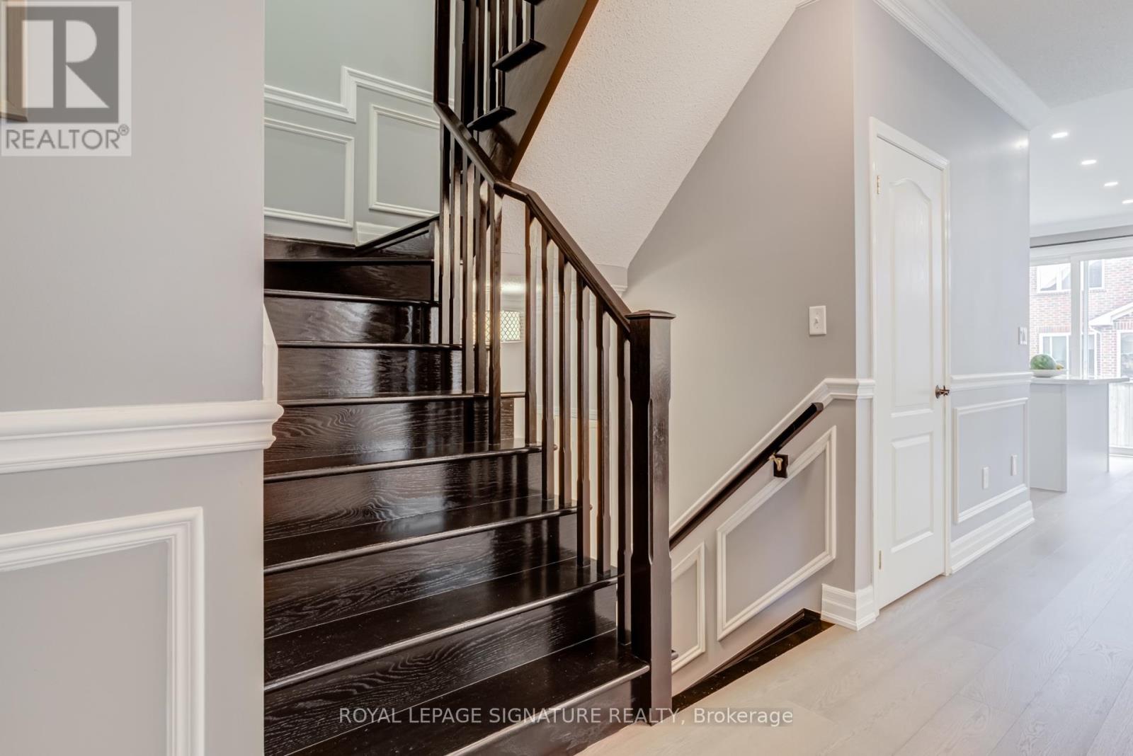 7312 Golden Meadow Court, Mississauga, Ontario  L5W 0B8 - Photo 20 - W13618524