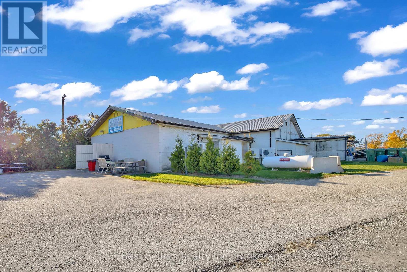 4049 Bonneau Line, Chatham-Kent, Ontario N0P 2L0 - Photo 6 - X13618552