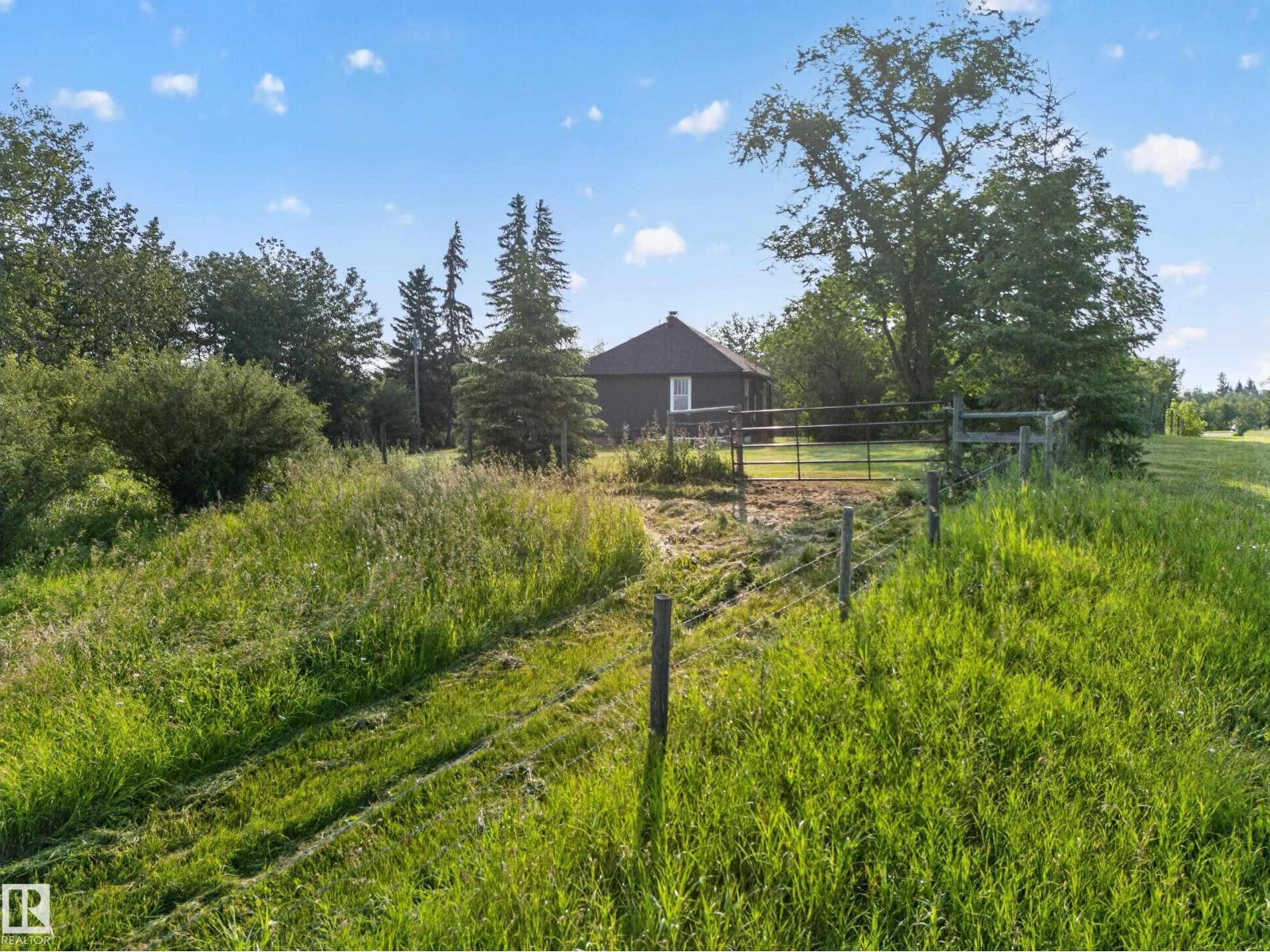 52020 Rr 205, Rural Strathcona County, Alberta  T8G 1G3 - Photo 39 - E4501233