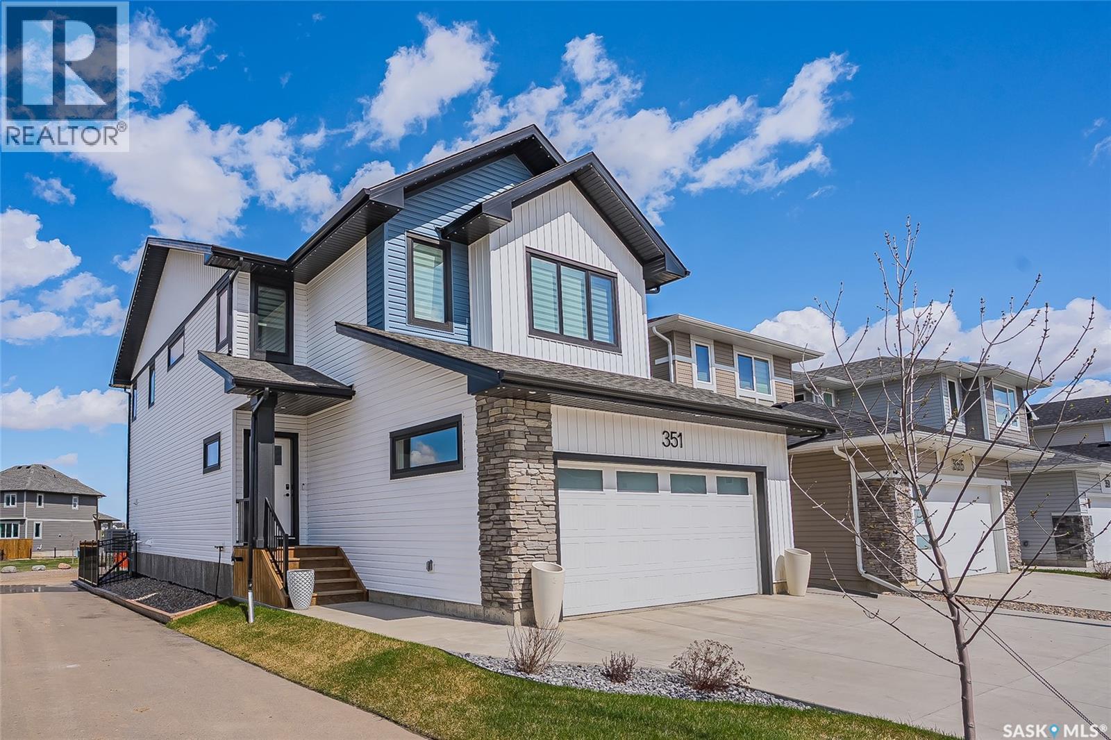 351 ANISKOTAW BEND, Saskatoon, Saskatchewan