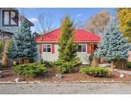 32 HOLLY Trail, Puslinch, Ontario