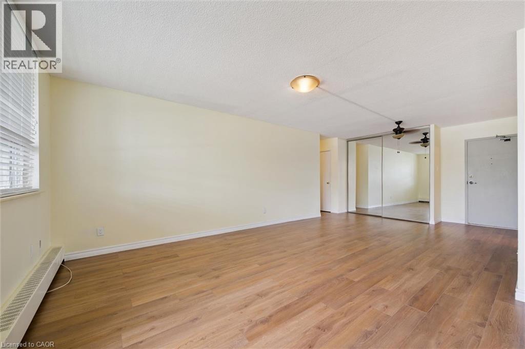 65 Westmount Road Unit# 211, Waterloo, Ontario  N2L 5G6 - Photo 12 - 40838098