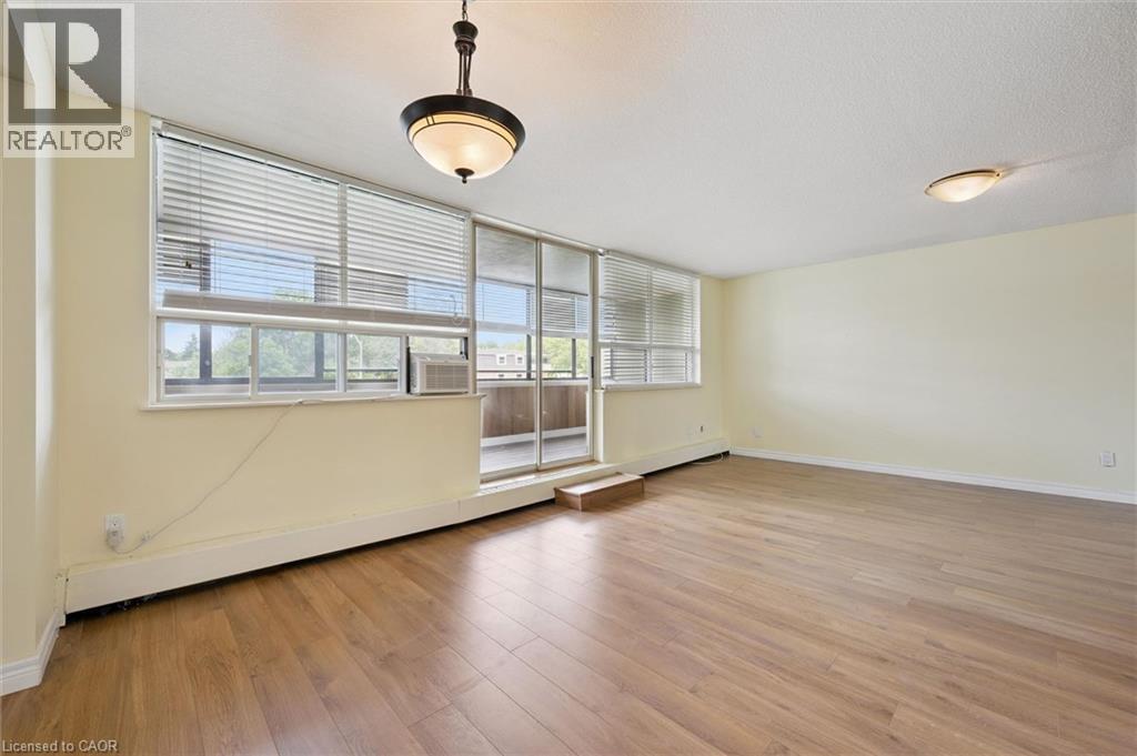 65 Westmount Road Unit# 211, Waterloo, Ontario  N2L 5G6 - Photo 13 - 40838098