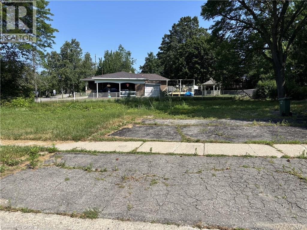 4 Sherwood Drive, Guelph, Ontario  N1E 1R6 - Photo 3 - 40844167