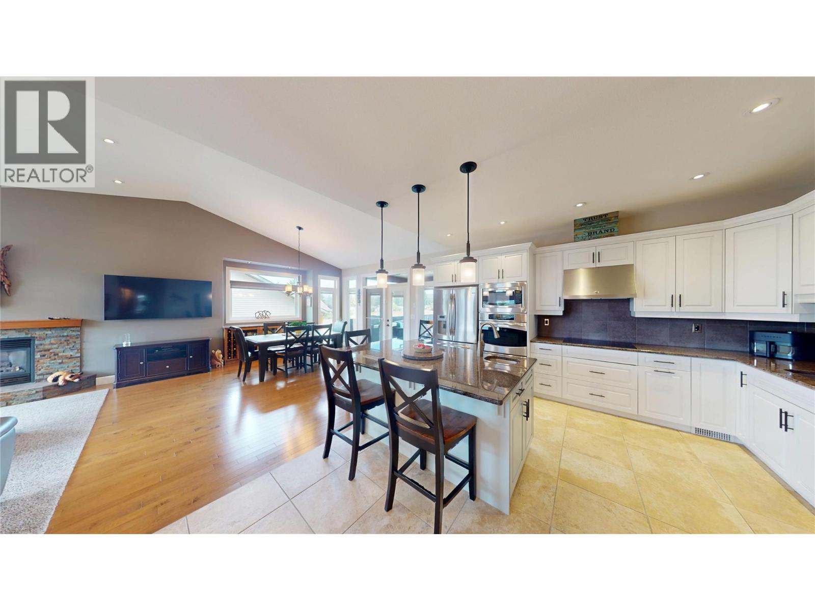 808 22nd Avenue S, Cranbrook, British Columbia  V1C 6Y7 - Photo 19 - 10393587