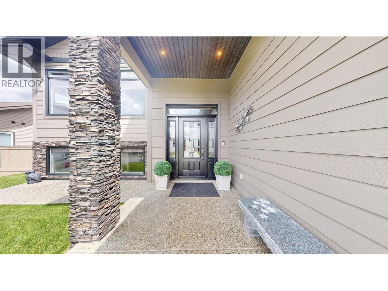 808 22nd Avenue S, Cranbrook, British Columbia  V1C 6Y7 - Photo 4 - 10393587
