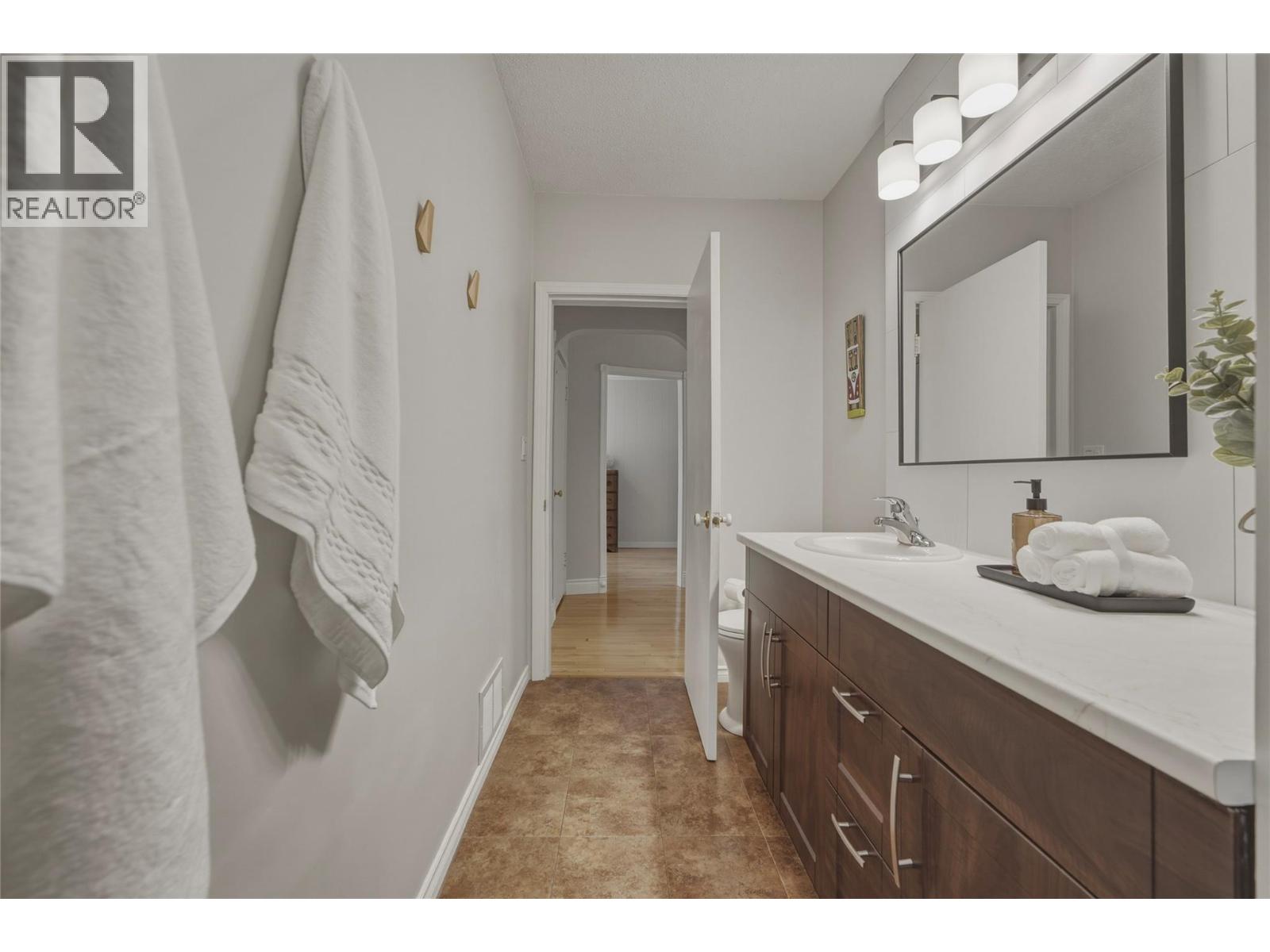 2903 17 Street, Vernon, British Columbia  V1T 3Y7 - Photo 23 - 10395882