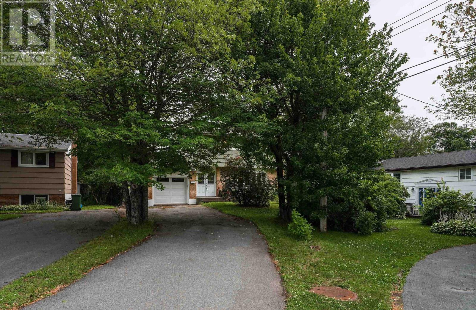 230 Gourok Avenue, Dartmouth, Nova Scotia  B2X 1K5 - Photo 2 - 202618696