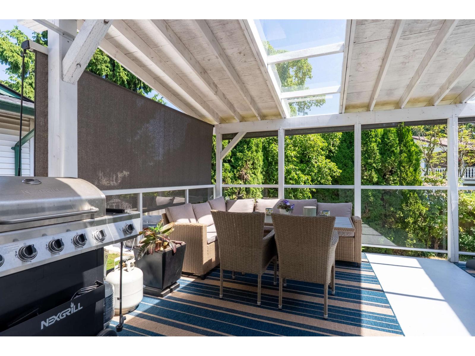 9242 209a Crescent, Langley, British Columbia  V1M 1T5 - Photo 10 - R3149737