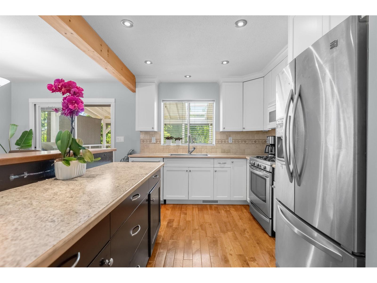 9242 209a Crescent, Langley, British Columbia  V1M 1T5 - Photo 6 - R3149737