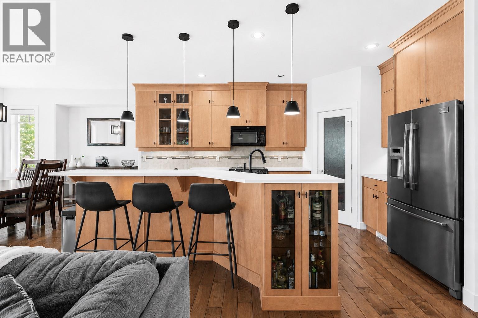 1601 Tower Ranch Boulevard, Kelowna, British Columbia  V1P 1P9 - Photo 3 - 10387434