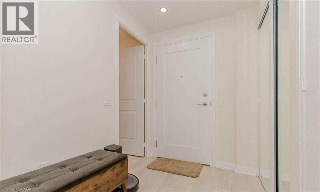 35 Watergarden Drive, Mississauga, Ontario  L5R 0G8 - Photo 7 - 40851805