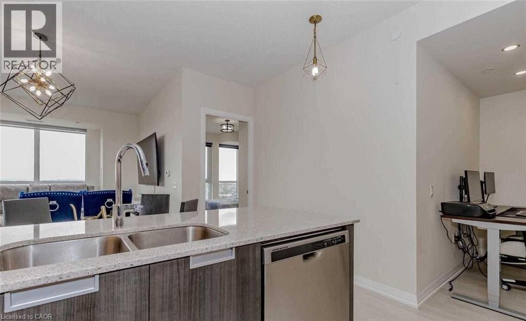 35 Watergarden Drive, Mississauga, Ontario  L5R 0G8 - Photo 11 - 40851805