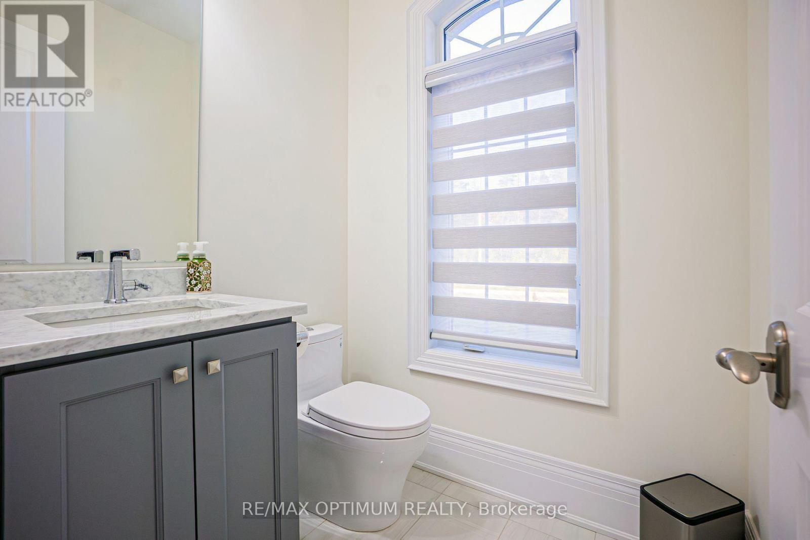 53 Kinburn Crescent, Vaughan, Ontario  L3L 0E9 - Photo 11 - N13618600