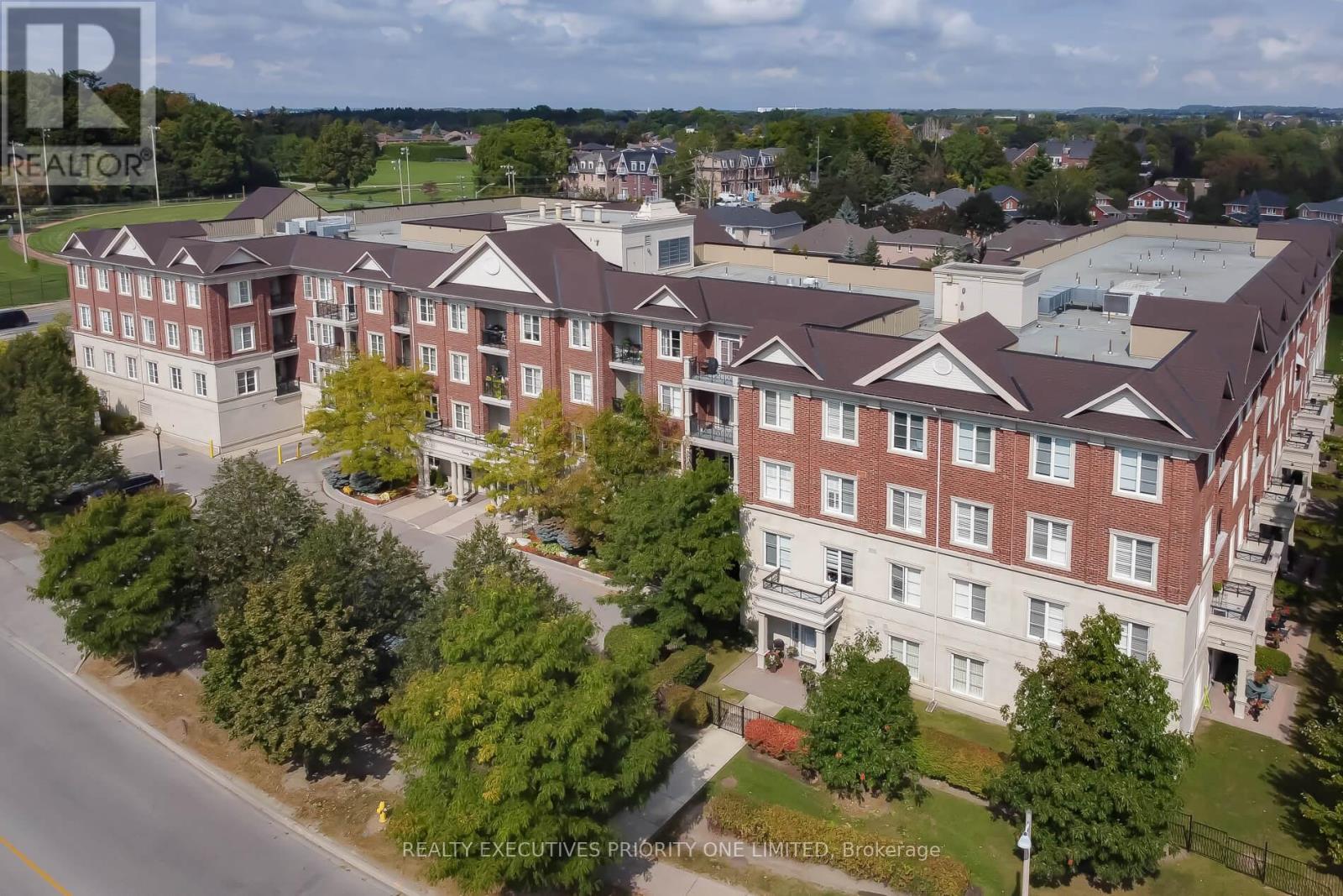 328 - 9519 Keele Street, Vaughan, Ontario  L6A 4A2 - Photo 1 - N13618642