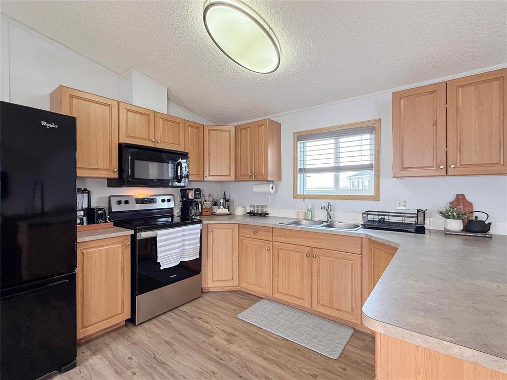 633 Campbell Cove, Brandon, Manitoba  R7A 7X2 - Photo 10 - 202618964