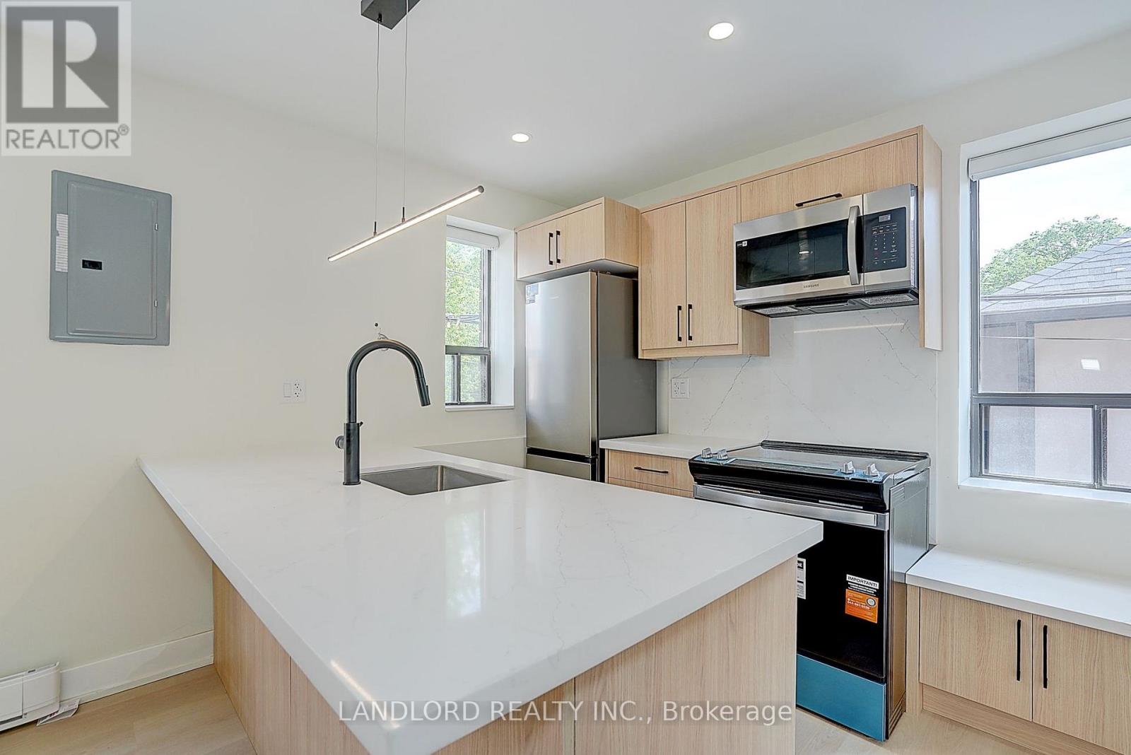 201 - 240 Durie Street, Toronto, Ontario M6S 3G1 - Photo 11 - W13618632