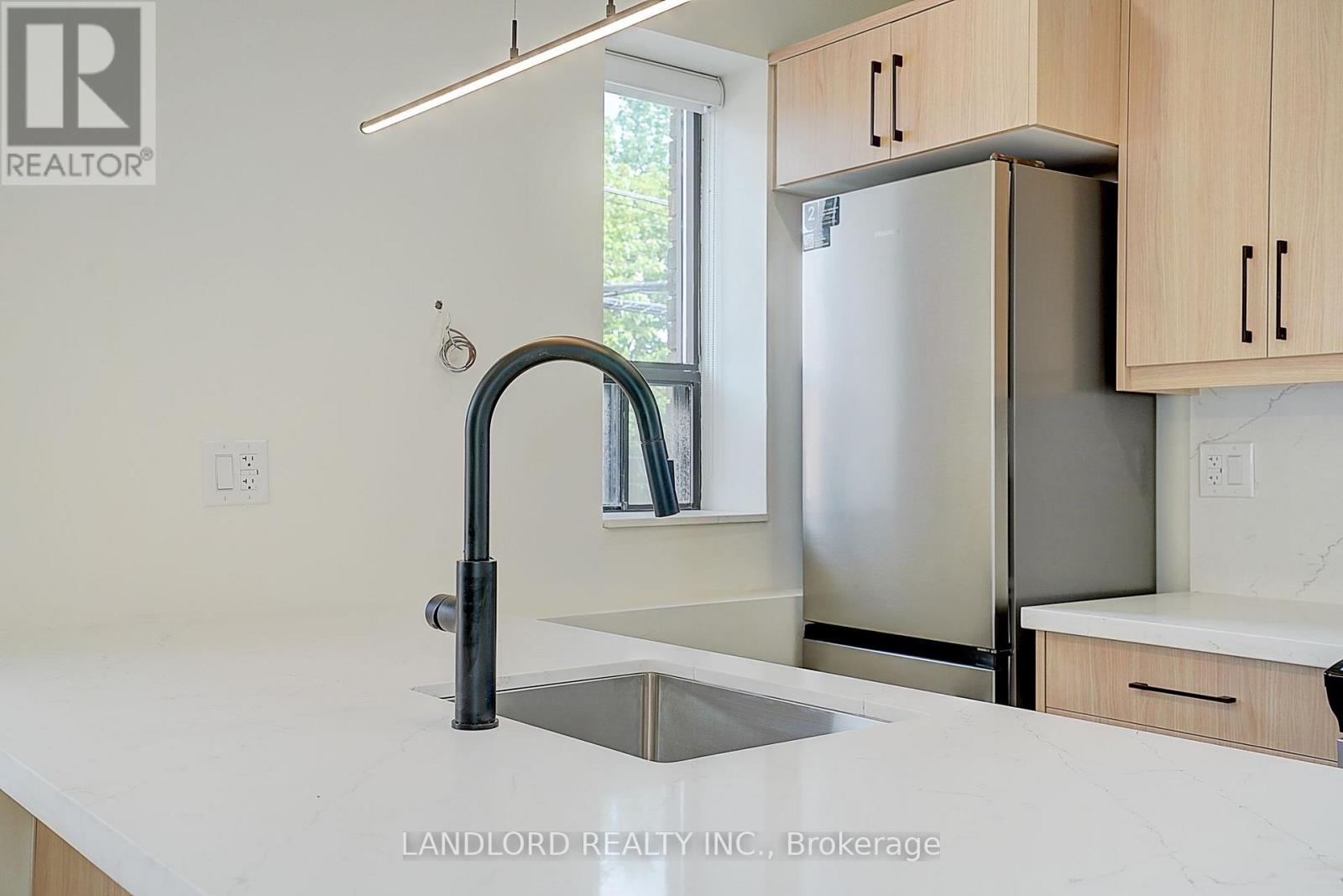 201 - 240 Durie Street, Toronto, Ontario M6S 3G1 - Photo 12 - W13618632
