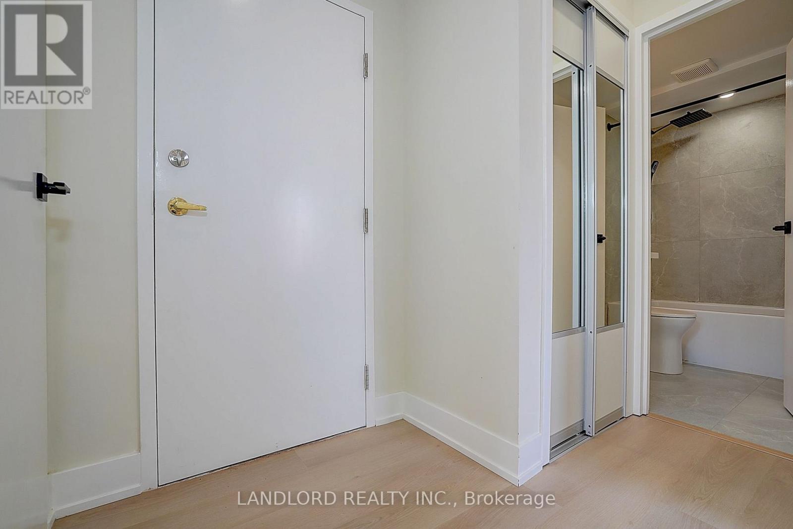 201 - 240 Durie Street, Toronto, Ontario M6S 3G1 - Photo 4 - W13618632