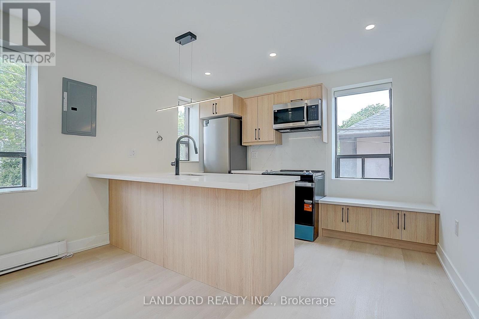 201 - 240 Durie Street, Toronto, Ontario M6S 3G1 - Photo 8 - W13618632
