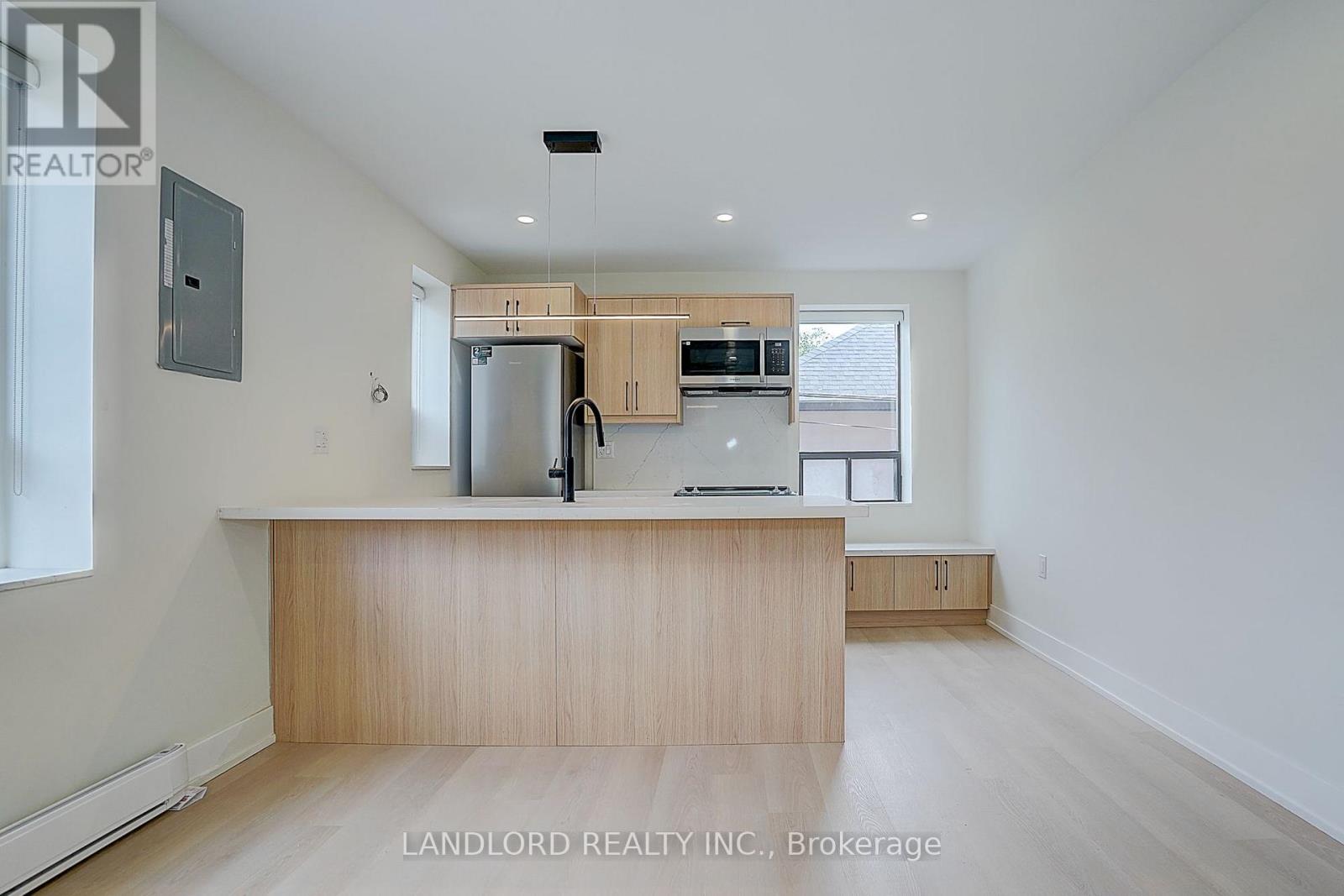 201 - 240 Durie Street, Toronto, Ontario M6S 3G1 - Photo 9 - W13618632