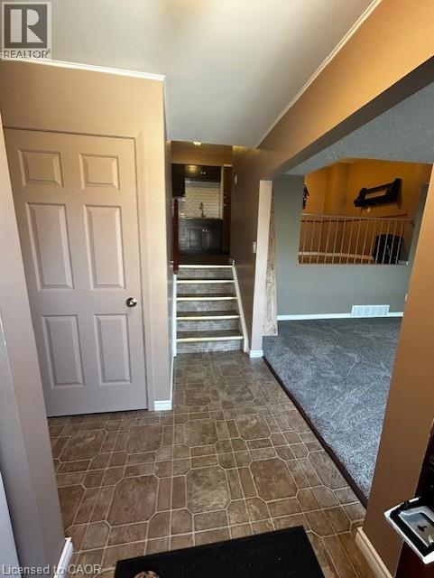 5 Woodlawn Court Unit# 102, Grimsby, Ontario  L3M 3T4 - Photo 2 - 40852092
