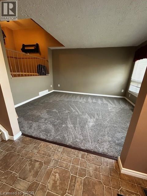 5 Woodlawn Court Unit# 102, Grimsby, Ontario  L3M 3T4 - Photo 3 - 40852092
